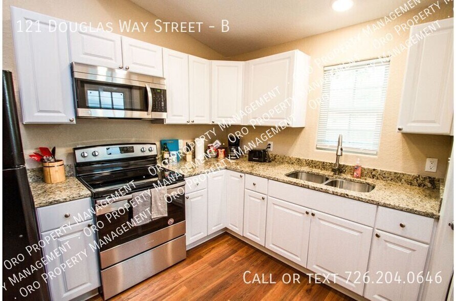 Building Photo - Sweet Relaxing Apartment Near Fabulous Downtown