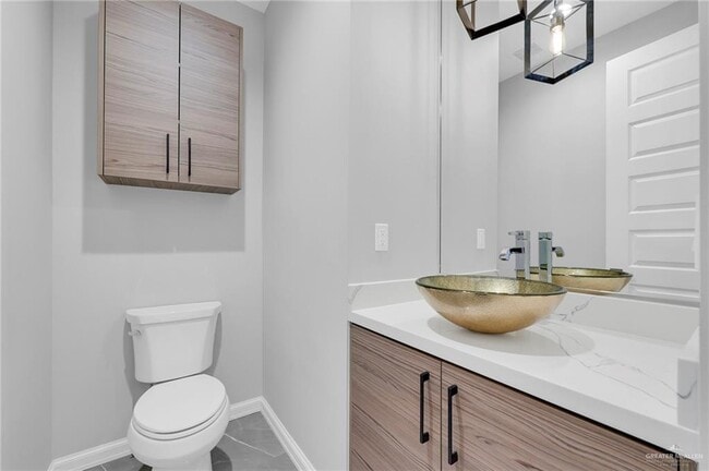 Building Photo - 28 Sunset Dr