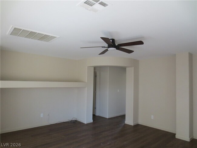 Building Photo - 5623 Wedgefield St