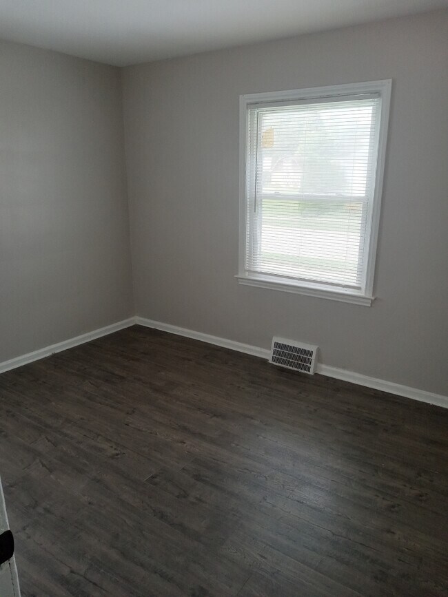 Building Photo - 25605 Colgate St