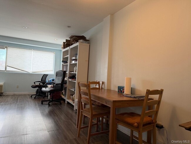 Building Photo - 88 Cutter Mill Rd