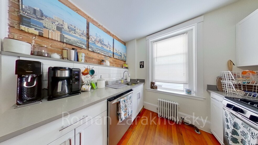 Building Photo - 83 Harvard St