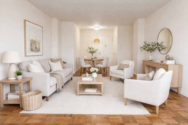 Building Photo - 30 Lake St