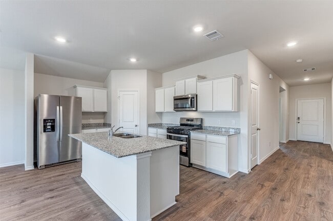 Building Photo - 1704 Basalt Ln