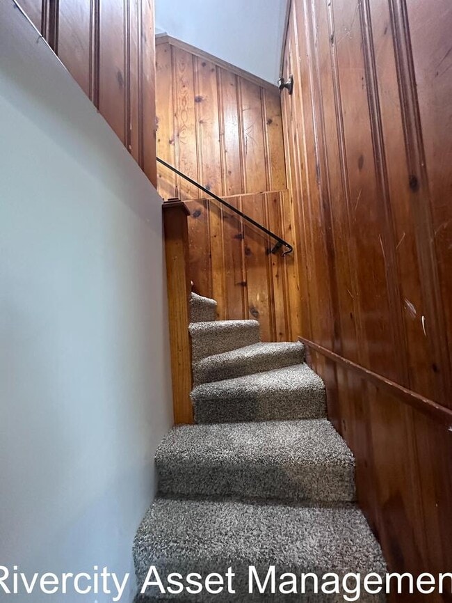 Building Photo - TWO-STORY BEAUTY IN BERCLAIR!!!! SECTION 8...