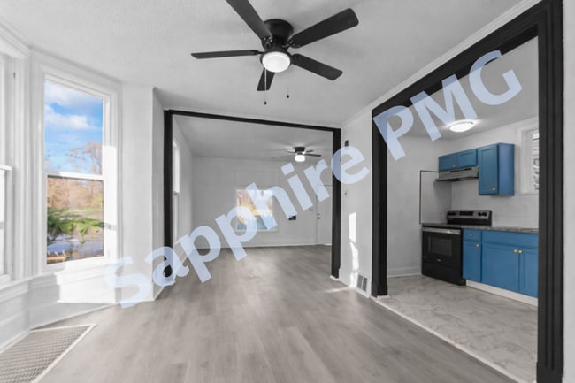 Building Photo - 2407 Montgall Ave