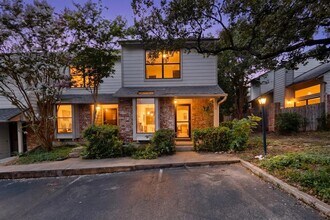Building Photo - 3801 Menchaca Rd