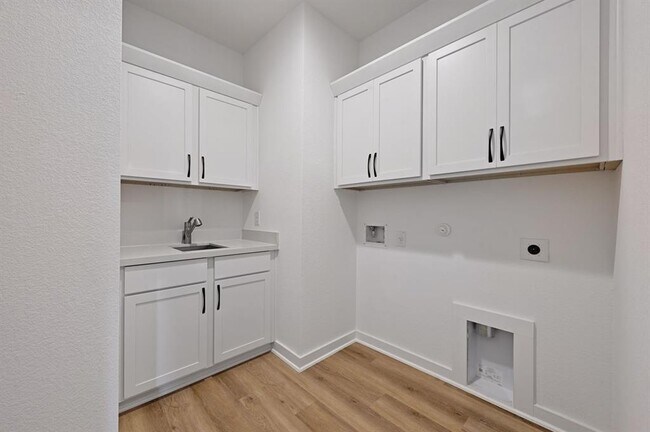 Building Photo - 7712 Boyd Hvn Dr