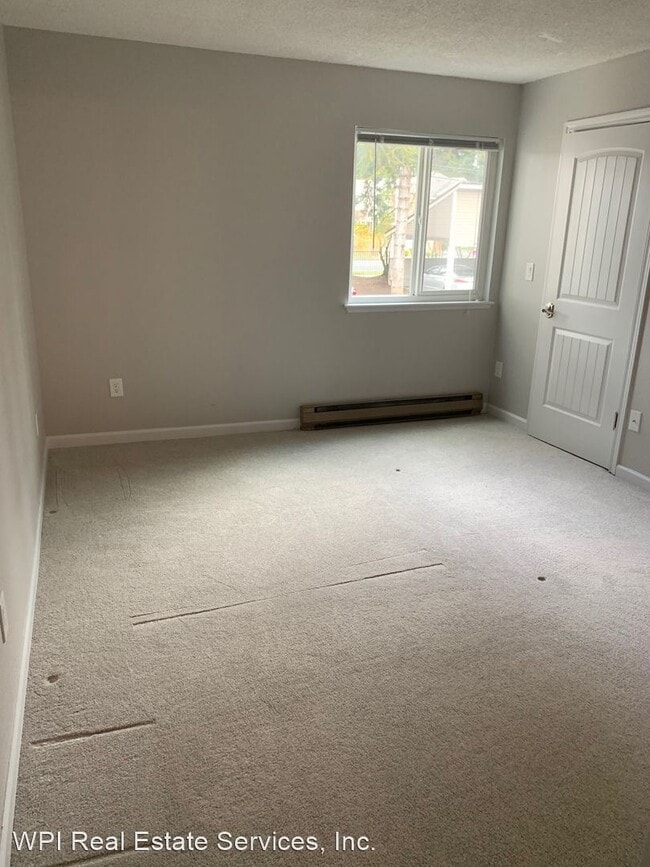 Building Photo - 1 br, 1 bath House - 12515 NE 132nd CT, #A203