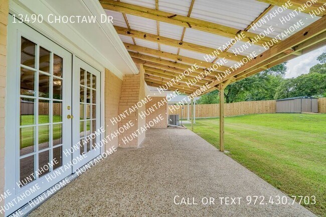 Building Photo - 13490 Choctaw Dr