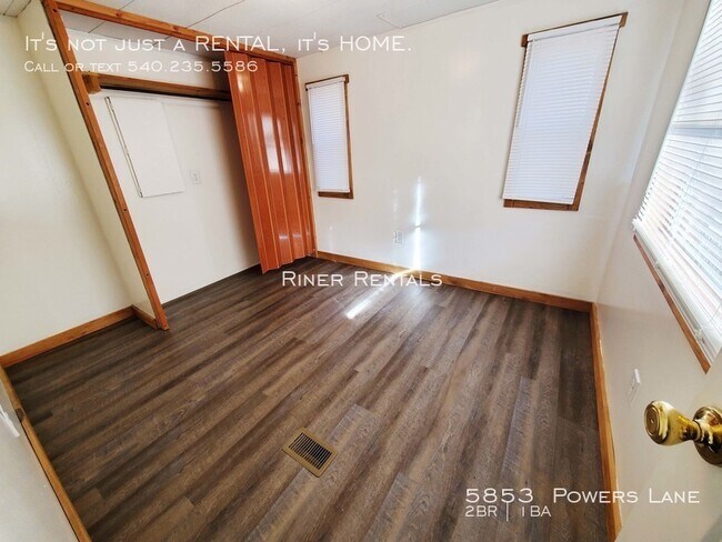 Building Photo - 5853 Powers Ln