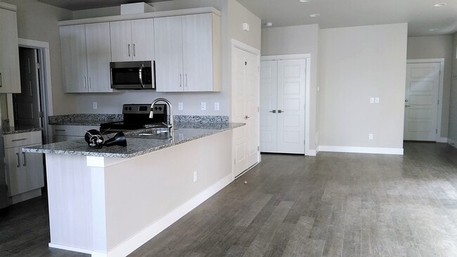 Building Photo - Wonderful  Home