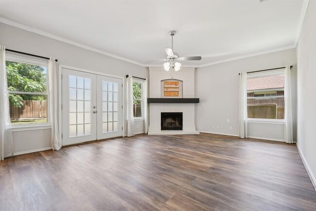 Building Photo - 1106 Redbird Dr