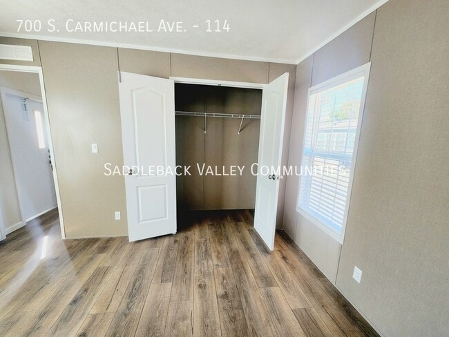 Building Photo - 700 S Carmichael Ave