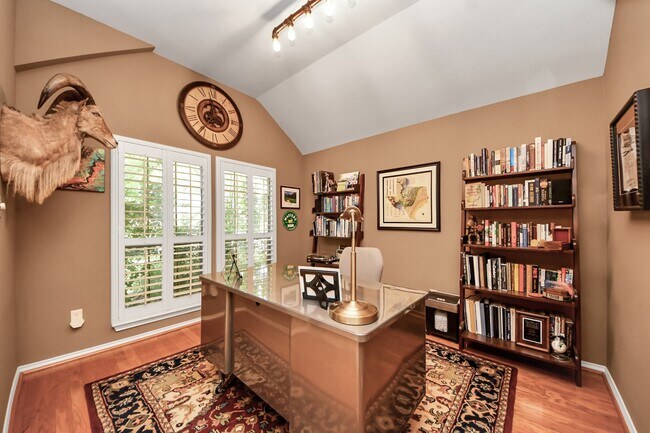 Building Photo - 28219 Crossprairie Dr