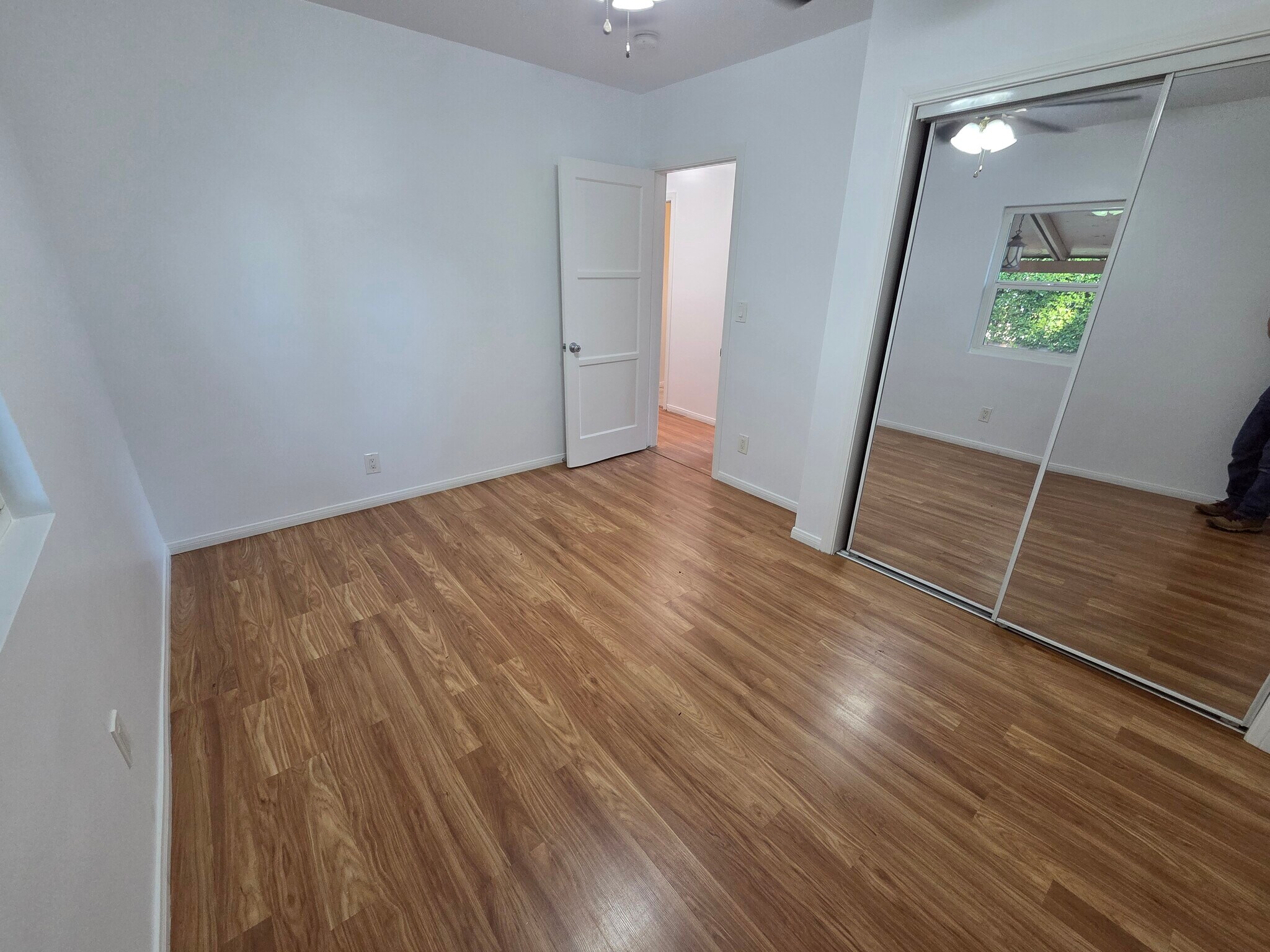2nd bedroom - 11536 Cumpston St