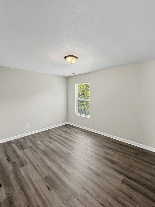 Building Photo - 2717 Forest Grove Ct