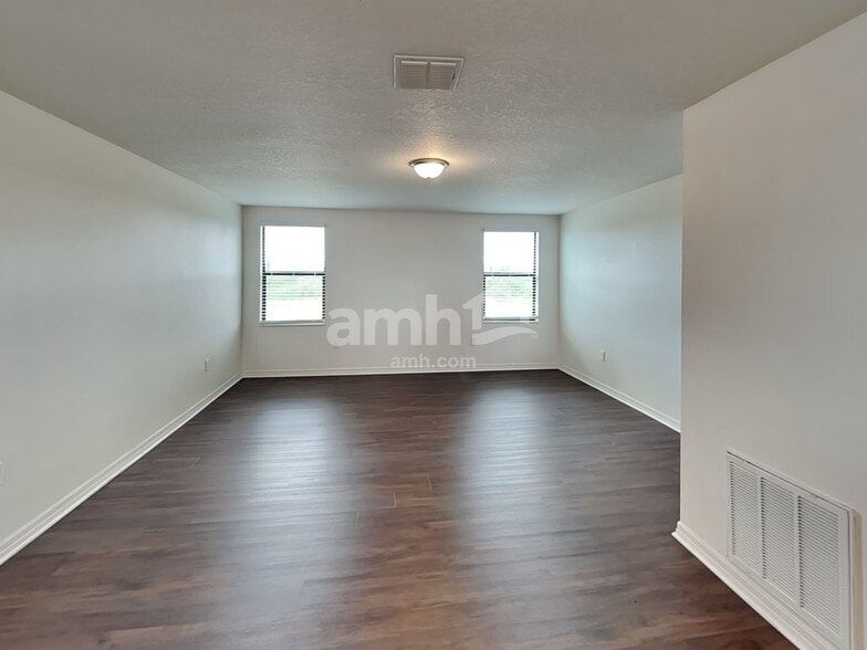 Building Photo - 812 Chatham Walk Dr