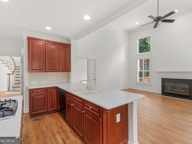 Building Photo - 5074 Healey Dr