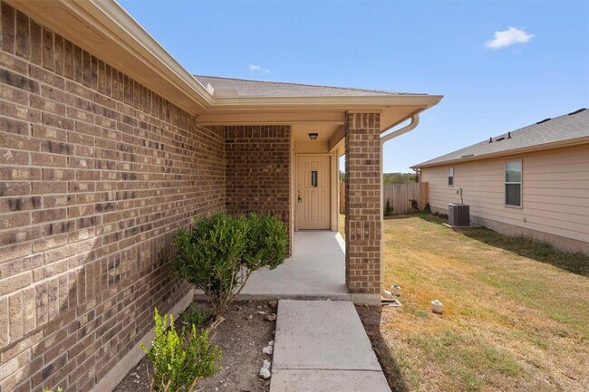 Building Photo - 9009 Southwick Dr