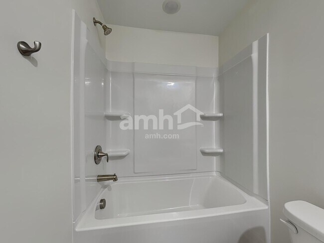 Building Photo - 14026 Belle Mont Dr