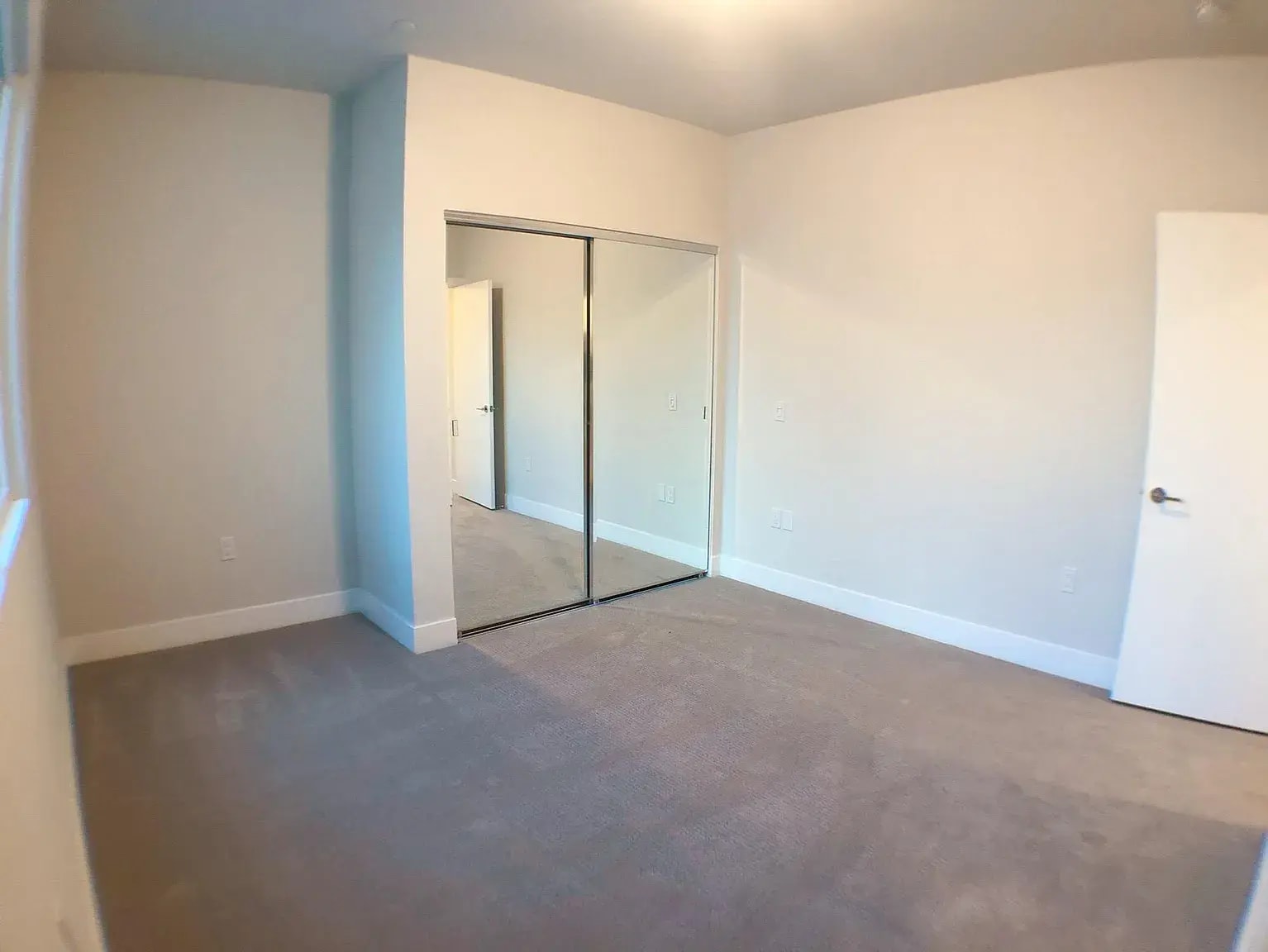 Building Photo - 8435 Tweedy Ln