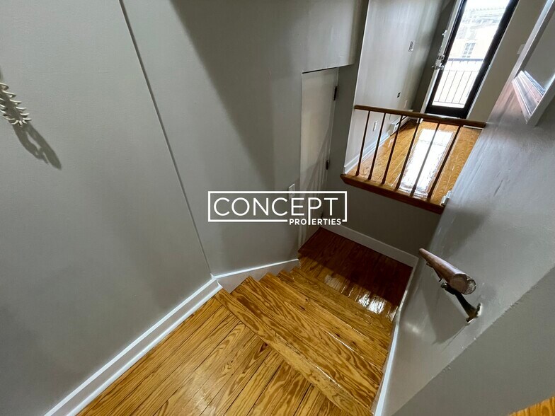 Building Photo - 1 Pembroke St