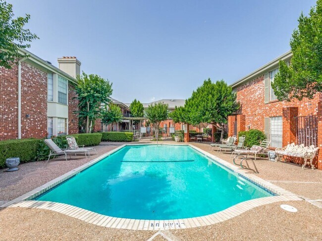 Building Photo - 7920 Rockwood Ln
