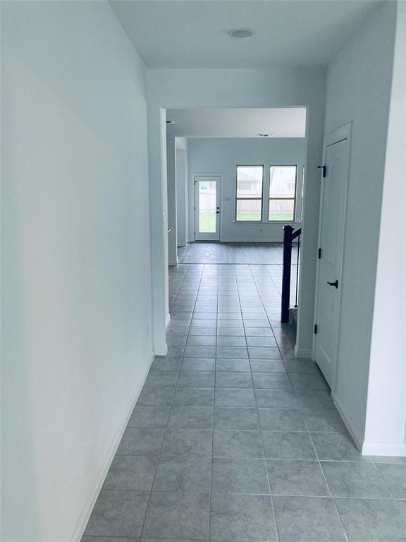 Building Photo - 110 White Aster Ct
