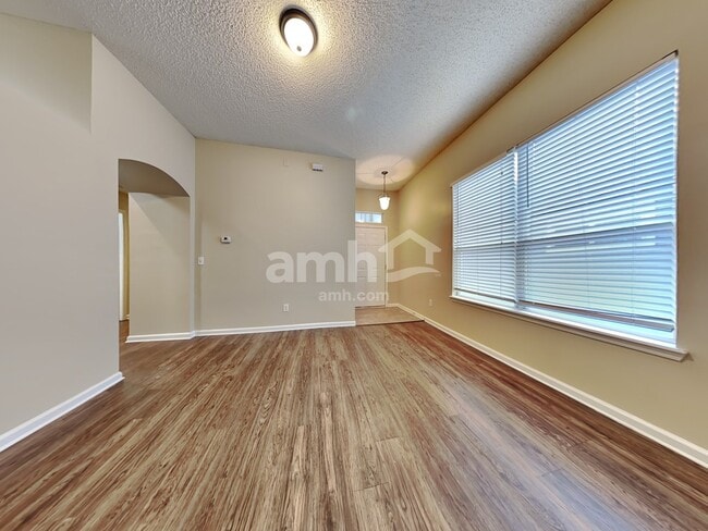 Building Photo - 1860 Enterprise Ave