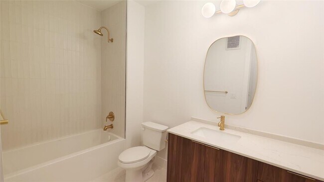 Building Photo - 1701 Simond Ave Ave