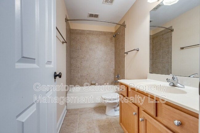 Building Photo - 3012 Americus Dr