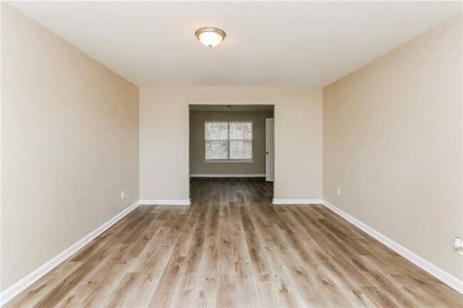Building Photo - 5150 Rock Pl Dr SW