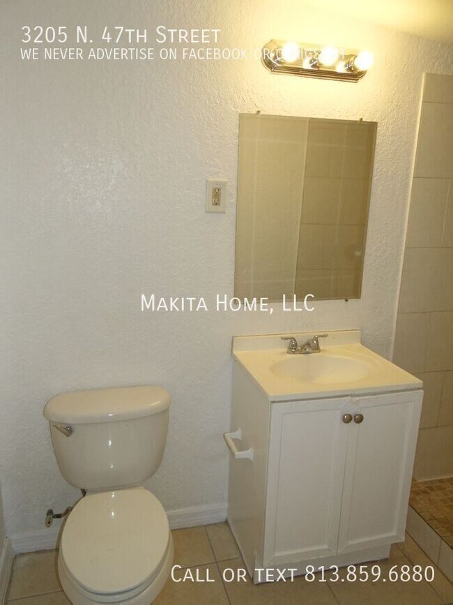 Building Photo - 3205 N 47th St