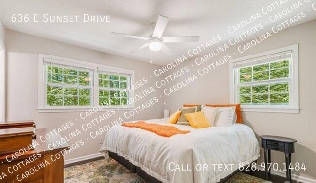 Building Photo - 636 E Sunset Dr