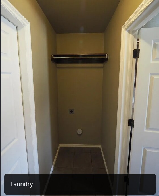 Building Photo - 233 Tecumseh Meadows Dr