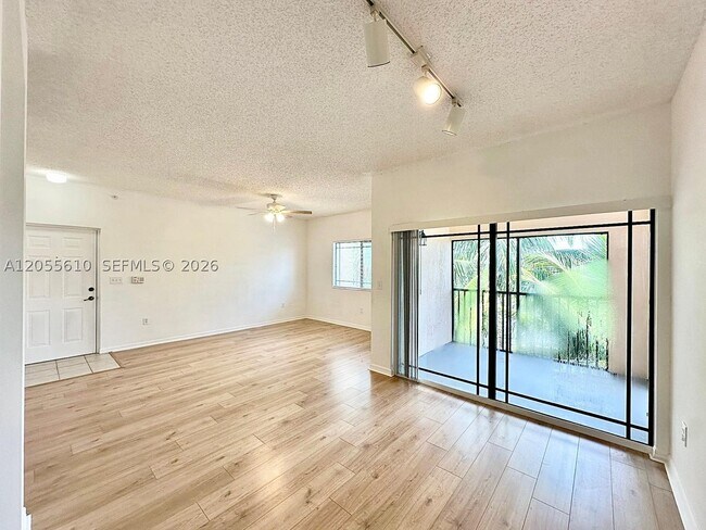 Building Photo - 2807 Veronia Dr