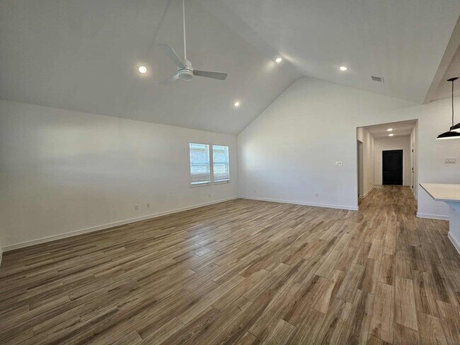 Building Photo - 8419 Tranquil Bay Ct