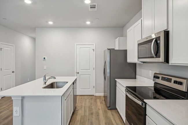 Building Photo - Welcome to Lewisburg Kings Landing