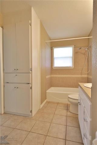 Building Photo - 1301 Mimosa Dr