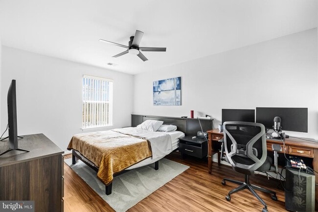 Building Photo - 1130 Huntmaster Terrace NE