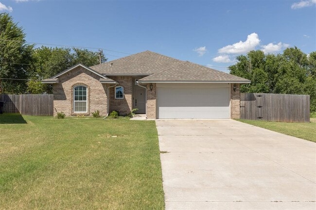 Primary Photo - 11401 SW 8th Cir
