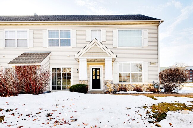 Building Photo - 1968 Bluestem Ln
