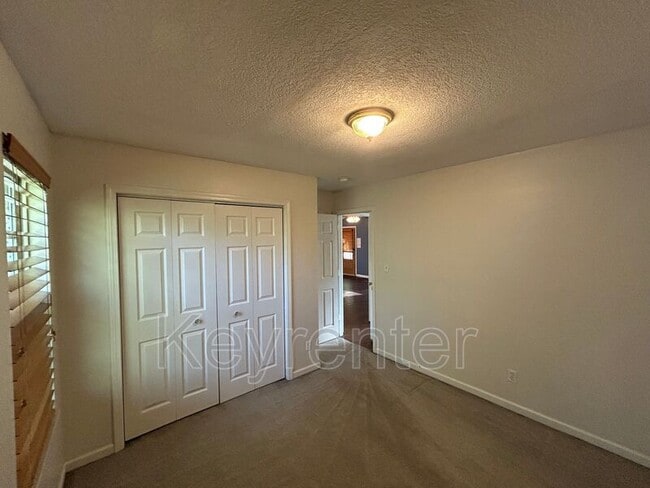 Building Photo - 4417 Fawnie Ln