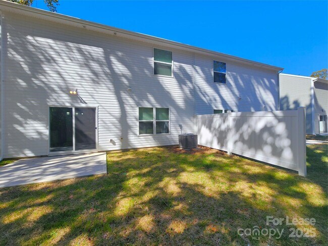 Building Photo - 12526 Susanna Dr