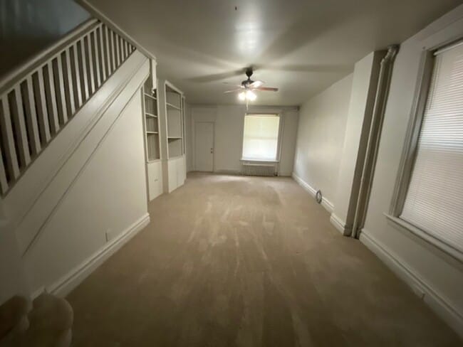 Building Photo - 5 Bedroom house harrisburg for rent 1,250 ...