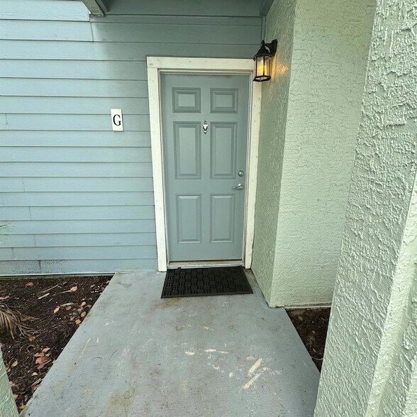 Building Photo - 1000 Crystal Way