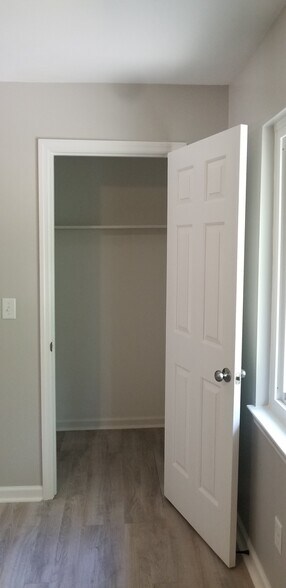 Bedroom #1 Closet - 1723 S Seminole Dr