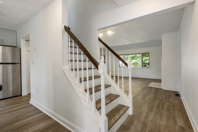 Building Photo - 117 Spinnaker Way