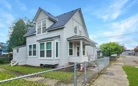 Building Photo - 2 story, 3bed/1bath Georgetown Gem